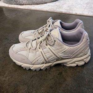 Cream & Purple Asics Sneakers